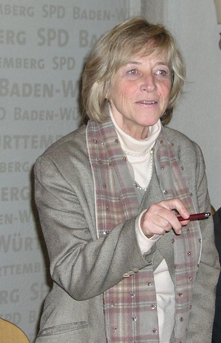 Beate Weber