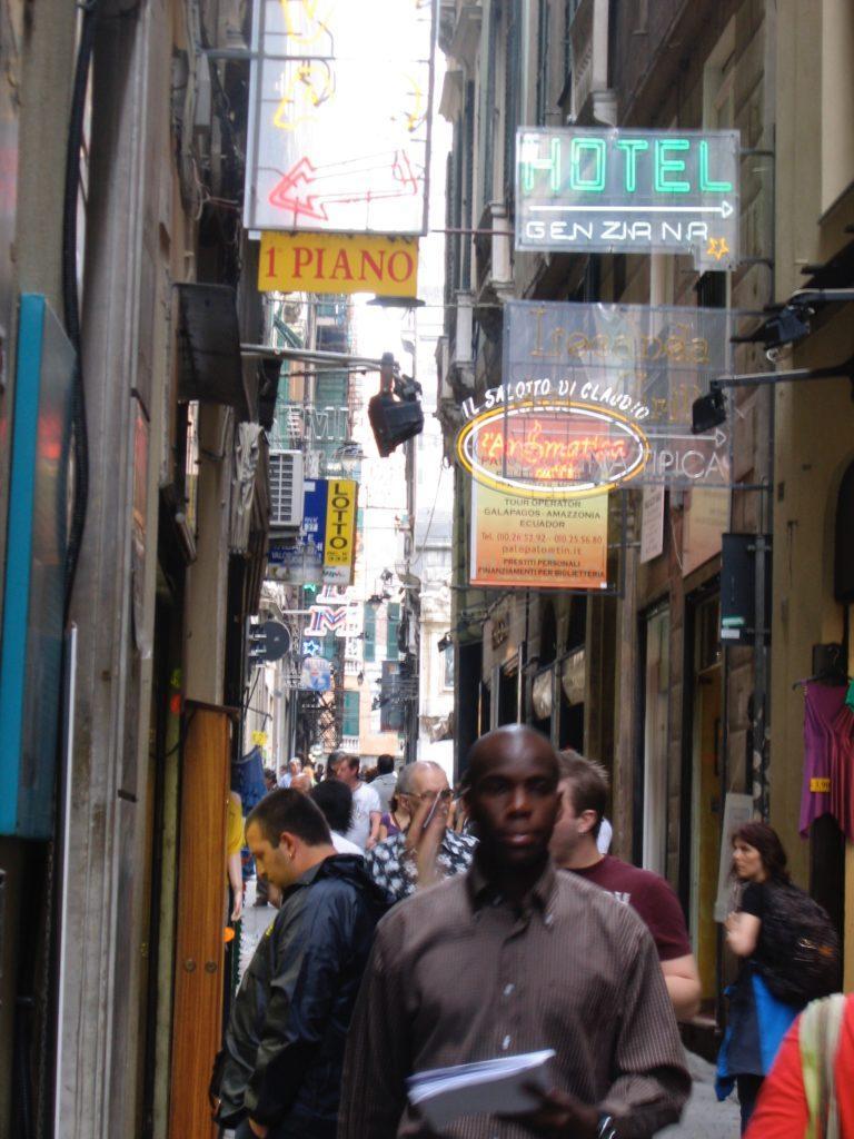 Via San Luca in Genua
